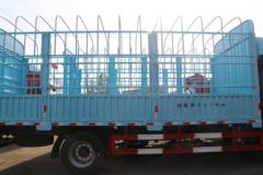 陕汽重卡 德龙L5000 轻量化版 260马力 4X2 6.8米仓栅式载货车(国六)(东康)(SX5189CCYLA501F2)