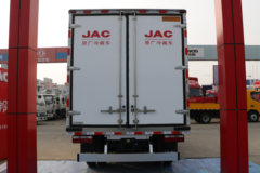 江淮 骏铃V6 冰博士 159马力 4X2 4.015米冷藏车(4.875速比)(HFC5048XLCP31K5C7S) 江淮 骏铃V6 冰博士 159马力 4X2 4.015米冷藏车(4.875速比)(HFC5048XLCP31K5C7S)