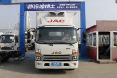 ���� ˧��Q6 ������ 136���� 4X2 3.685����س�ͼƬ