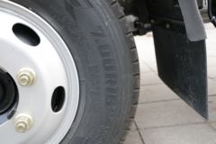陕汽商用车 轩德翼9 156马力 4X2 单排轻卡底盘(国六)