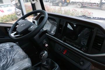 �������ó� ������9 156���� 4X2 �����Ῠ����(����)ͼƬ