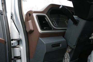 �������ó� ������9 156���� 4X2 �����Ῠ����(����)ͼƬ