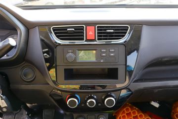 �������� С��� 95���� 4X2 2.8����ж��(����)(BJ3042D8ABA-01)ͼƬ