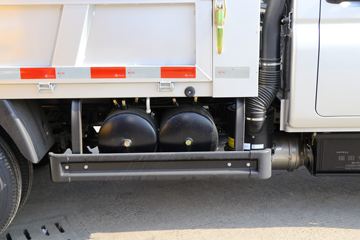 �������� С��� 95���� 4X2 2.8����ж��(����)(BJ3042D8ABA-01)ͼƬ