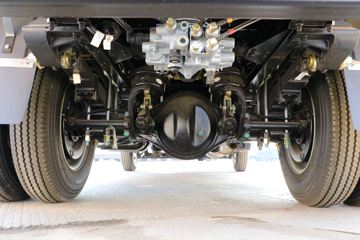 �������� С��� 95���� 4X2 2.8����ж��(����)(BJ3042D8ABA-01)ͼƬ