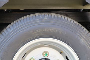 �������� С��� 95���� 4X2 2.8����ж��(����)(BJ3042D8ABA-01)ͼƬ