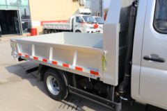 福田瑞沃 小金刚 95马力 4X2 2.8米自卸车(国六)(BJ3042D8ABA-01)