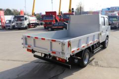 福田瑞沃 小金刚 95马力 4X2 2.8米自卸车(国六)(BJ3042D8ABA-01)