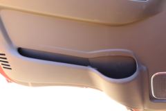 欧铃汽车 S3 127马力 3.88米排半栏板轻卡(国六)(ZB1041JDD6L)