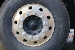 庆铃 五十铃巨咖VC66 460马力 6X4牵引车(国六)(QL4250W6NDZ)