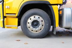 庆铃 五十铃巨咖VC66 460马力 6X4牵引车(国六)(QL4250W6NDZ)