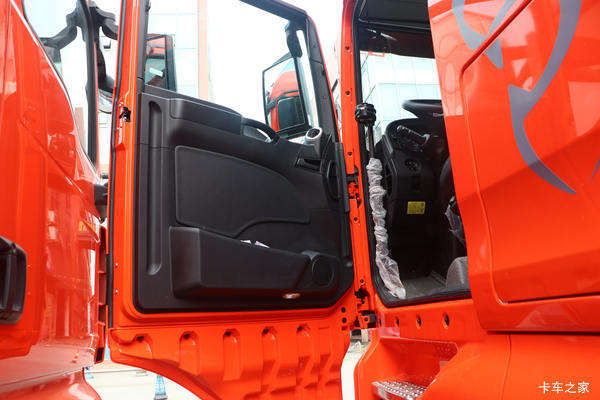 SITRAK G7ǣ���������л��ȴ����� �����ߴ�1.5��