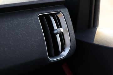 �������� ���S1 PLUS 120���� 4X2 3����ж��(BJ3045D9PBA-30)ͼƬ