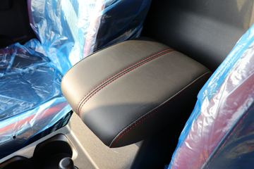 �������� ���S1 PLUS 120���� 4X2 3����ж��(BJ3045D9PBA-30)ͼƬ