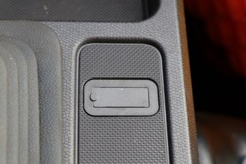 �������� ���S1 PLUS 120���� 4X2 3����ж��(BJ3045D9PBA-30)ͼƬ