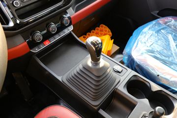 �������� ���S1 PLUS 120���� 4X2 3����ж��(BJ3045D9PBA-30)ͼƬ