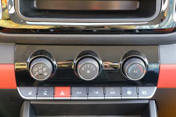 �������� ���S1 PLUS 120���� 4X2 3����ж��(BJ3045D9PBA-30)ͼƬ