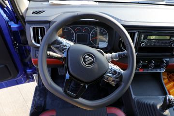 �������� ���S1 PLUS 120���� 4X2 3����ж��(BJ3045D9PBA-30)ͼƬ