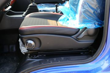 �������� ���S1 PLUS 120���� 4X2 3����ж��(BJ3045D9PBA-30)ͼƬ