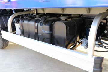 �������� ���S1 PLUS 120���� 4X2 3����ж��(BJ3045D9PBA-30)ͼƬ