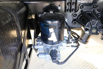 �������� ���S1 PLUS 120���� 4X2 3����ж��(BJ3045D9PBA-30)ͼƬ