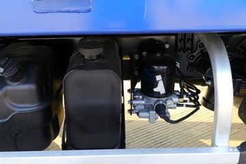 �������� ���S1 PLUS 120���� 4X2 3����ж��(BJ3045D9PBA-30)ͼƬ