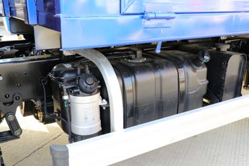 �������� ���S1 PLUS 120���� 4X2 3����ж��(BJ3045D9PBA-30)ͼƬ