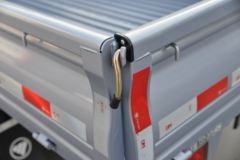 福田 祥菱M1 豪华型 1.2L 91马力 汽油 2.55米双排栏板微卡(国六)(后单胎)