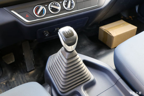 五十铃翼放EC载货车限时促销中 优惠0.2万