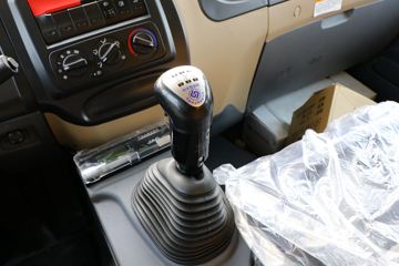 ���� �����A5L ��ֵ�� 270���� 6X4 4.8����ж��(����)(HFC3251P3K3E32S)ͼƬ