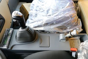 ���� �����A5L ��ֵ�� 270���� 6X4 4.8����ж��(����)(HFC3251P3K3E32S)ͼƬ