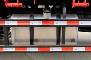 ���� �����A5X�п� ����� 255���� 4X2 6.8�ײ�դʽ�ػ���(����)(HFC5181CCYP2K2A50CS)ͼƬ