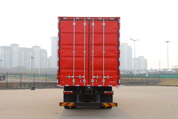 江淮 格尔发A5XⅢ 290马力 6X2 9.7米厢式载货车外观图片