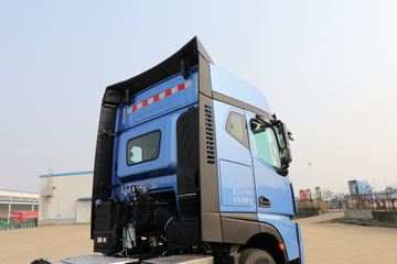 ���� ��ԽQ7�ؿ� 560���� 6X4 AMT�Զ���ǣ����(����)ͼƬ