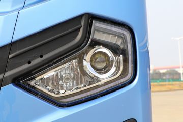 ���� ��ԽQ7�ؿ� 560���� 6X4 AMT�Զ���ǣ����(����)ͼƬ