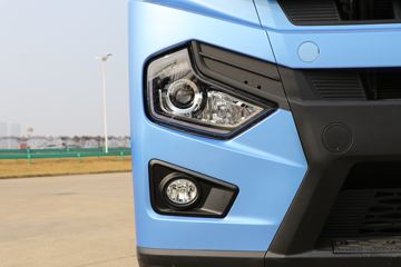 ���� ��ԽQ7�ؿ� 560���� 6X4 AMT�Զ���ǣ����(����)ͼƬ