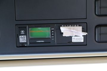 ���� ��ԽQ7�ؿ� 560���� 6X4 AMT�Զ���ǣ����(����)ͼƬ