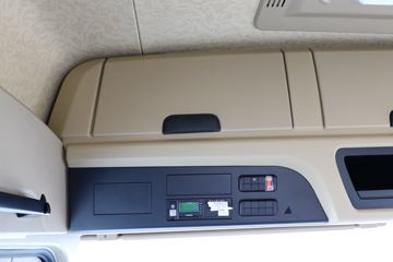 ���� ��ԽQ7�ؿ� 560���� 6X4 AMT�Զ���ǣ����(����)ͼƬ