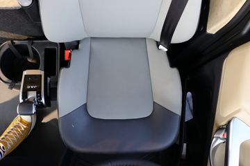 ���� ��ԽQ7�ؿ� 560���� 6X4 AMT�Զ���ǣ����(����)ͼƬ