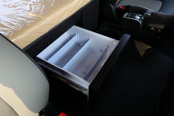 ���� ��ԽQ7�ؿ� 560���� 6X4 AMT�Զ���ǣ����(����)ͼƬ