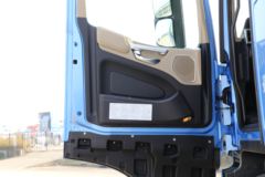 江淮 超越Q7重卡 560马力 6X4 AMT自动挡牵引车(国六)(HFC4254P1K8E33S)
