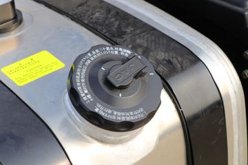 ���� ��ԽQ7�ؿ� 560���� 6X4 AMT�Զ���ǣ����(����)ͼƬ