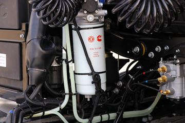 ���� ��ԽQ7�ؿ� 560���� 6X4 AMT�Զ���ǣ����(����)ͼƬ