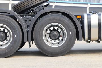 ���� ��ԽQ7�ؿ� 560���� 6X4 AMT�Զ���ǣ����(����)ͼƬ