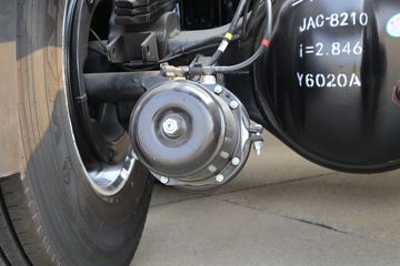 ���� ��ԽQ7�ؿ� 560���� 6X4 AMT�Զ���ǣ����(����)ͼƬ