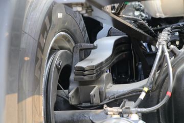 ���� ��ԽQ7�ؿ� 560���� 6X4 AMT�Զ���ǣ����(����)ͼƬ