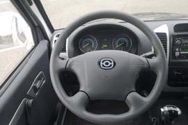 荣达Ⅱ&nbsp;电动封闭厢货驾驶室图片