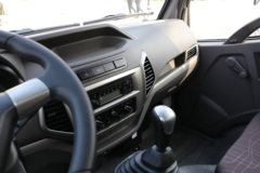 欧铃汽车 小宝马 95马力 4X2 2.95米单排自卸车(ZB3042BDC3L)