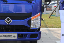 新小金刚&nbsp;自卸车外观                                                图片