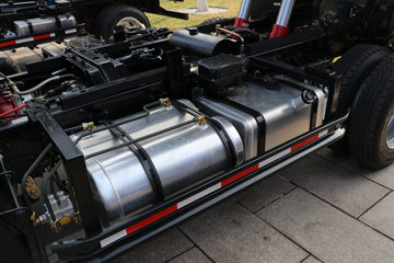 ŷ������ С��� 115���� 3.2����ж��(����)ͼƬ